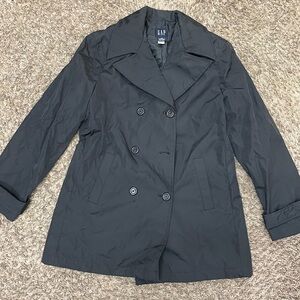 Vintage Gap trenchcoat rain coat.
